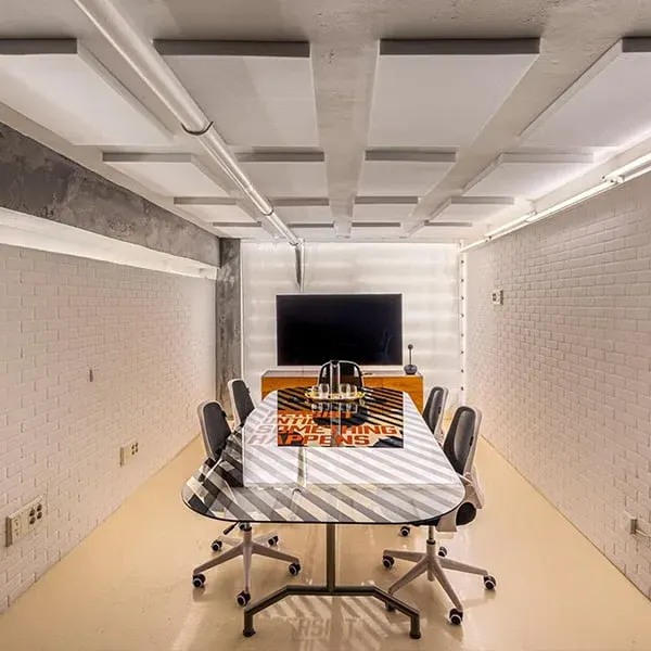 Sala de reuniones San Juan de Luz, FreeLand Adelfas